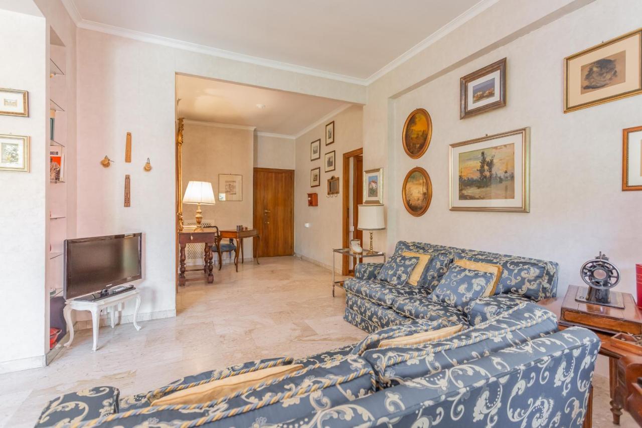 St Peters Garden 3 Bdr Apartment โรม ภายนอก รูปภาพ